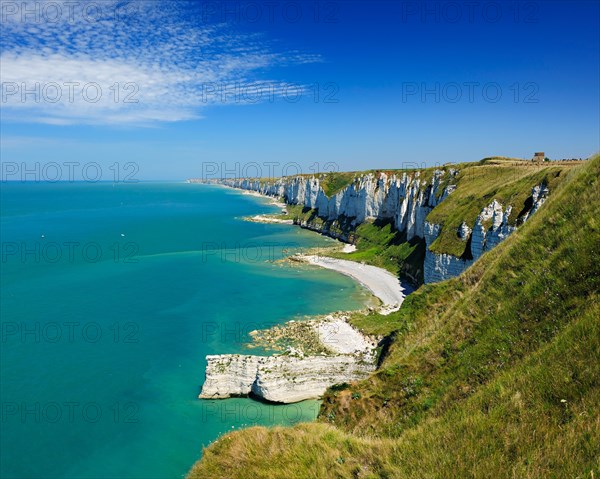 View of the chalk cliffs of the alabaster coast