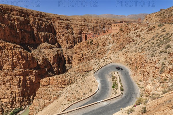 Hotel and restaurant above the Dades Gorge