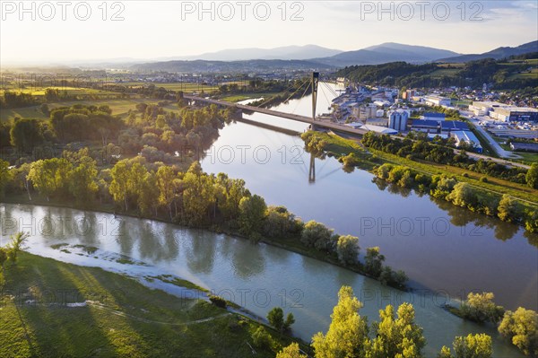 Estuary of the Isar into the Danube