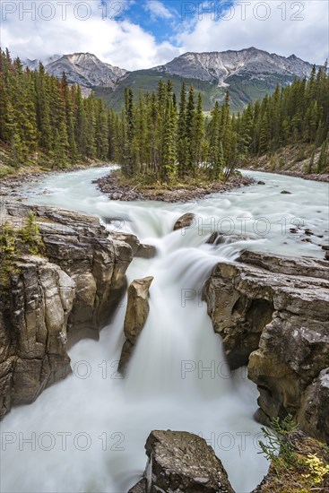 Waterfall Sunwapta Falls