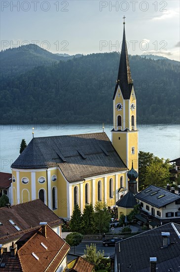 Church of St. Sixtus with view of the lake