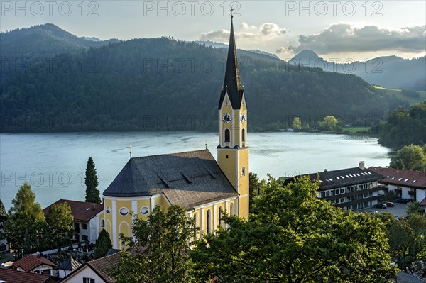 Church of St. Sixtus with view of the lake