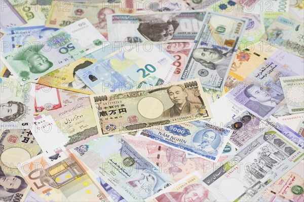 International banknotes