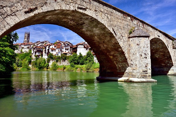 Mittlere Brucke