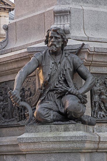 Charles Le Moyne figure at the memorial of Paul Chomedey de Maisonneuve