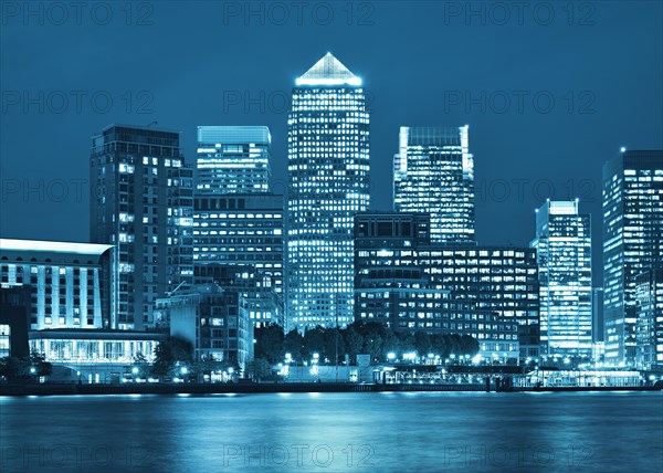 Canary Wharf at night