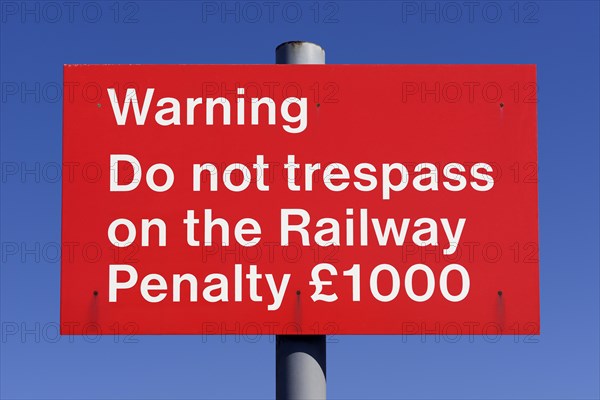 Do not trespass on the railway sign