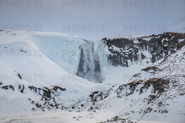 Iced waterfall Svooufoss