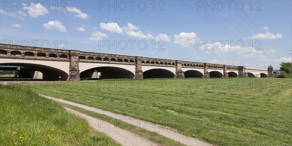 Canal bridge