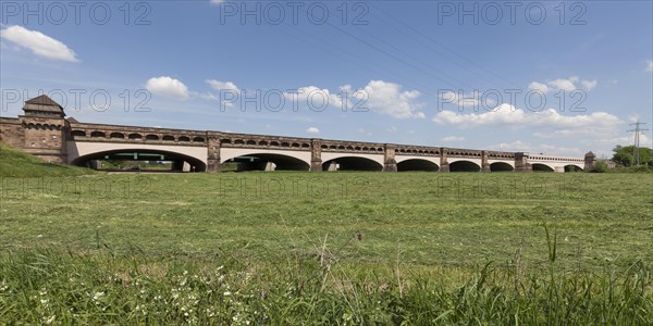 Canal bridge