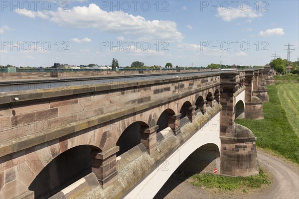 Canal bridge