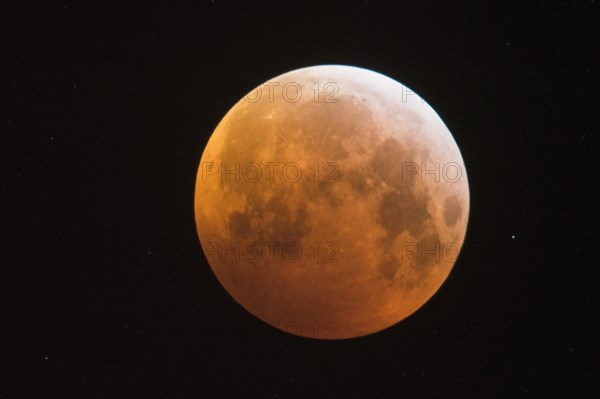 Total Lunar Eclipse with Blood Moon