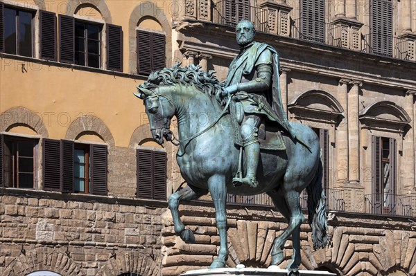 Equestrian statue of Cosimo de Medici