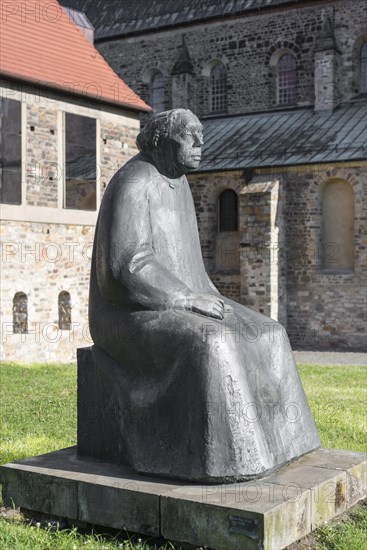 Monument to Kathe Kollwitz