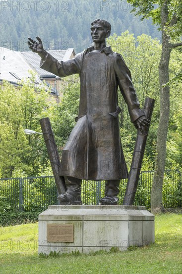 Monument to German prisoners of war