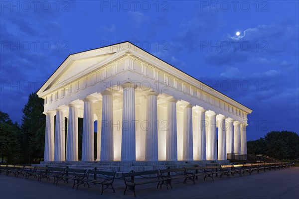 Theseus temple in Volksgarten