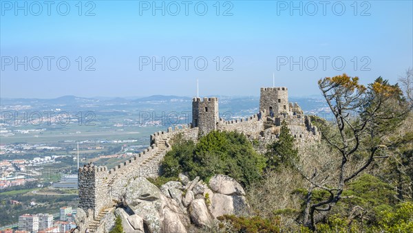 Castle Castelo dos Mouros