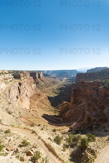 Serpentine road