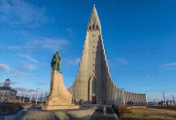 Hallgrimskirkja or church of Hallgrimur and monument to Leif Eriksson
