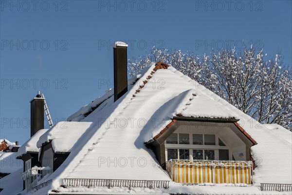 House roof with snow