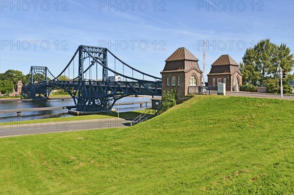 Kaiser Wilhelm Bridge with bridge houses