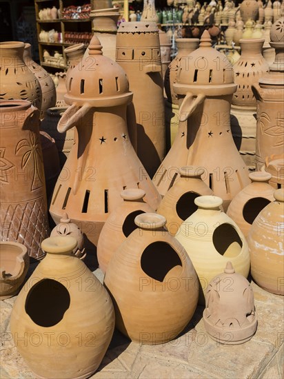 Clay vases for sale