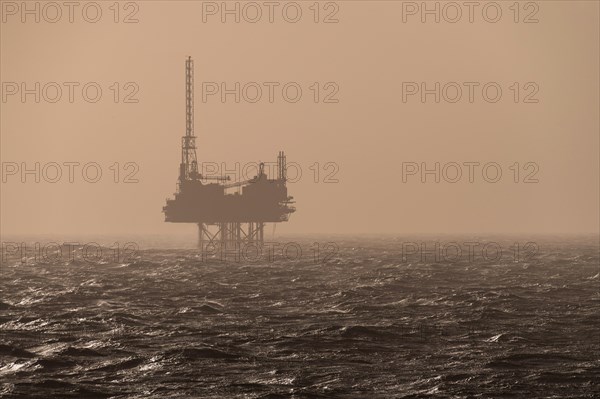 Oil rig