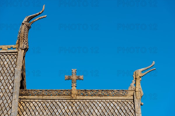 Roof with wooden shingles