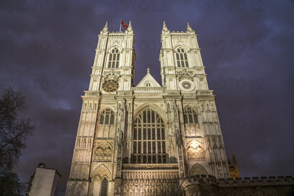 Westminster Abbey at dusk