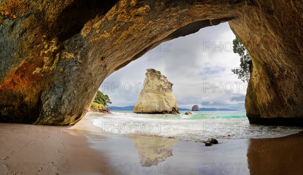 Cathedral Cave with detached calcareous sandstone rocks