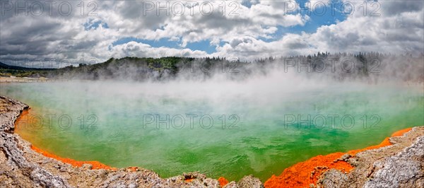 Champagne Pool