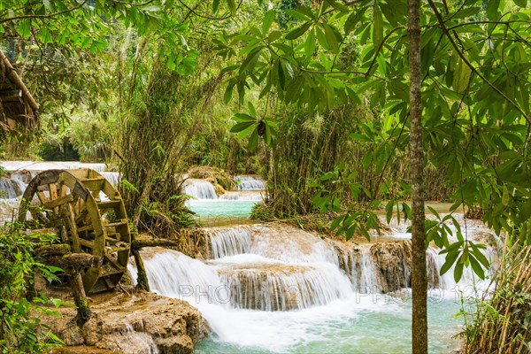 Kuang Si waterfalls