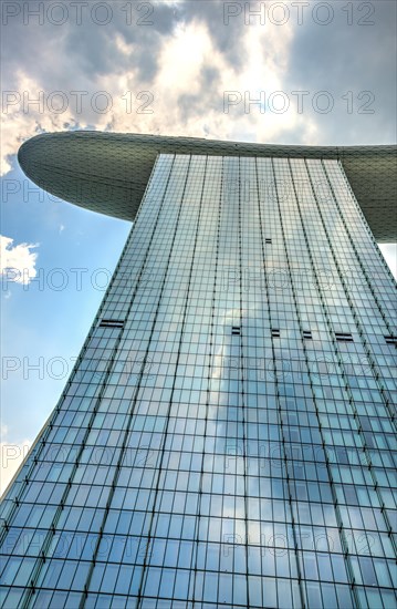 Futuristic Marina Bay Sands Hotel by architect Moshe Safdie