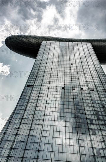 Futuristic Marina Bay Sands Hotel by architect Moshe Safdie