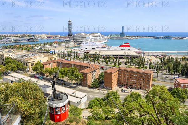 Cable car with red gondola Teleferic