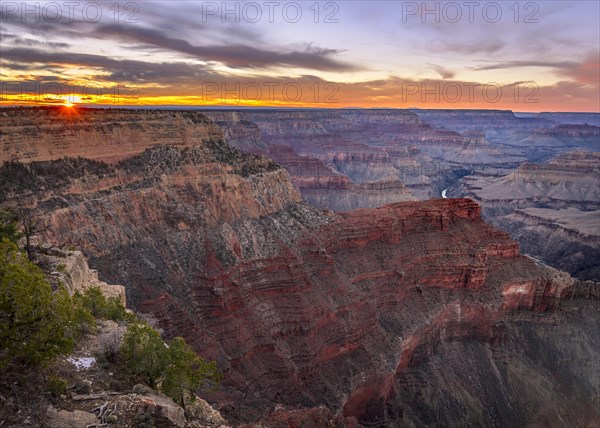 Gorge of the Grand Canyon at sunset