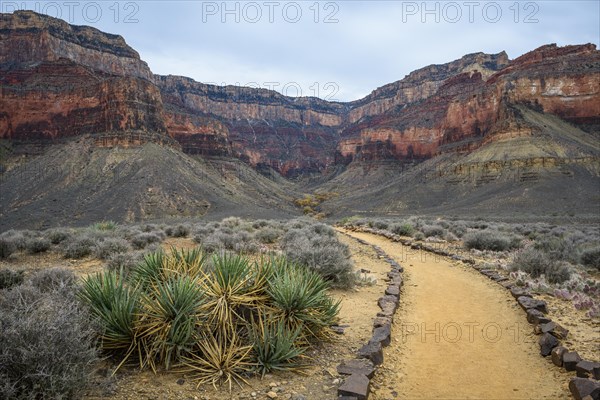 View from Plateau Point in the gorge of the Grand Canyon to the South Rim