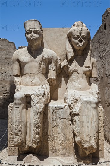 Statues of King and Queen