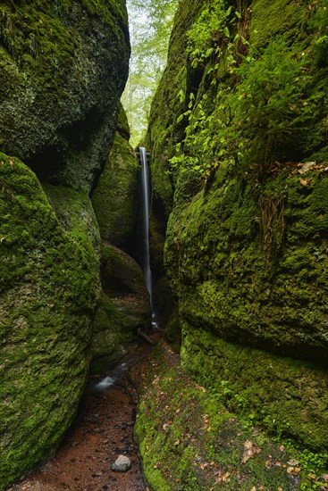 Small waterfall in the Dragon gorge