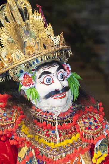 Legong dance performed by Bina Remaja troupe