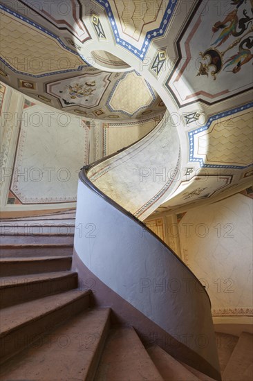 Winding staircase