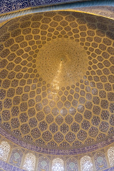 The dome of Sheikh Lotfollah mosque