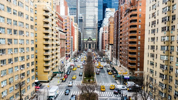 Looking north to Grand Central Terminal from Park Avenue and 35th street