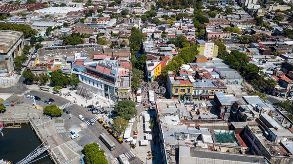 Pedestrian zone La Boca Caminito