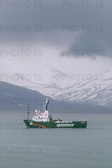 Greenpeace ship Arctic Sunrise in front of Longyearbyen