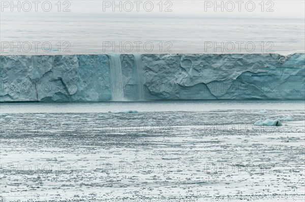 Coastline at the Austfonna glacier