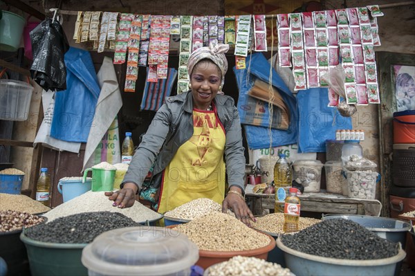 Saleswoman