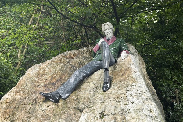 Monument to Oscar Wilde in Dublin