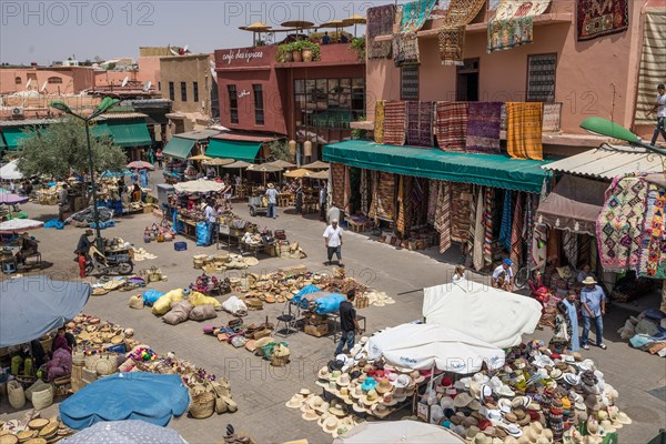 Carpets and wickerwork at the bazaar