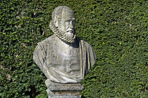 Bust of Carolus Clusius